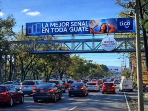 Calzada Roosevelt, rumbo a Mixco