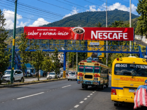 Polideportivo, rumbo a occidente